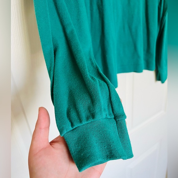 Turtle Neck - Picture 3 of 6